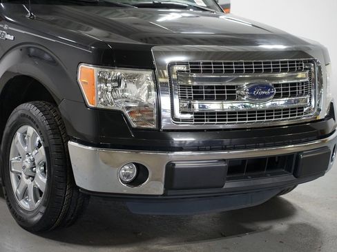 Used 2014 Ford F150 XLT w/ XLT Chrome Package RWD image 4