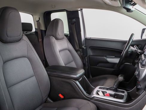 Used 2021 Chevrolet Colorado LT w/ Safety Package image 26