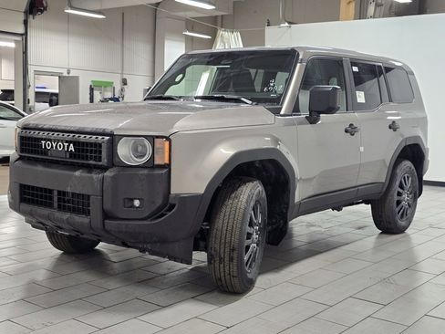 Used 2025 Toyota Land Cruiser 1958 image 12