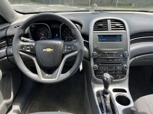 Used 2014 Chevrolet Malibu LS w/ Protection Package FWD image 10