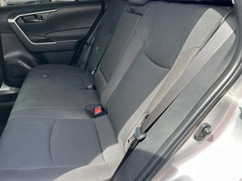 Used 2024 Toyota RAV4 LE FWD image 9