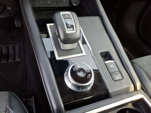 Used 2022 Mitsubishi Outlander SE FWD image 13