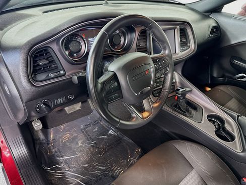 Used 2023 Dodge Challenger SXT image 23