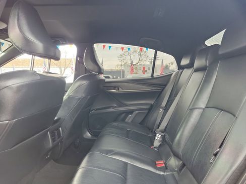 Used 2025 Toyota Camry XSE image 13