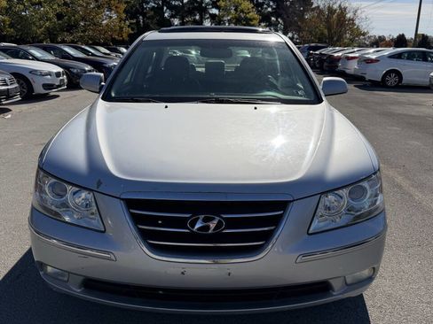 Used 2010 Hyundai Sonata Limited w/ Navigation Pkg 6 image 3