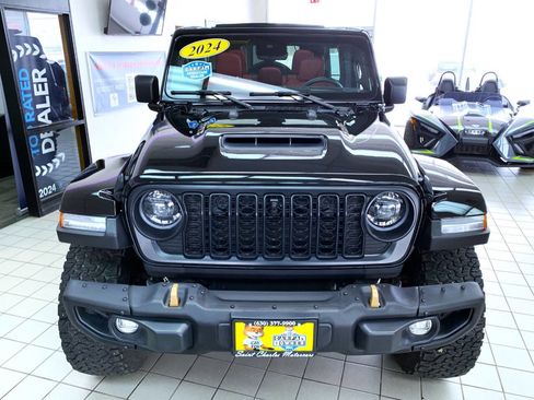 Used 2024 Jeep Wrangler Unlimited Rubicon 392 image 6