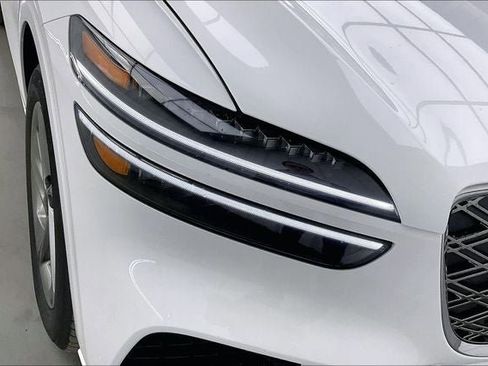 New 2026 Genesis GV70 2.5T Select image 16