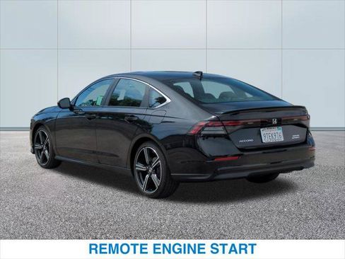 Certified 2025 Honda Accord Sport image 9
