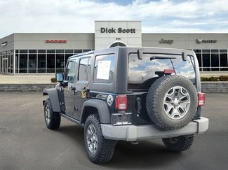 Used 2015 Jeep Wrangler Unlimited Rubicon w/ Connectivity Group video 3