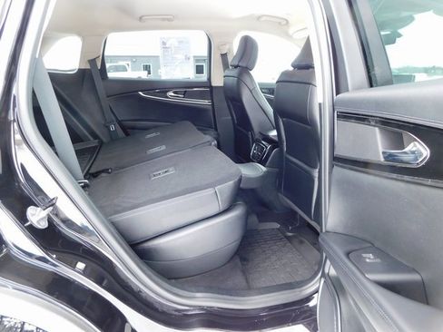 Used 2023 Lincoln Nautilus AWD w/ Premium Package image 25