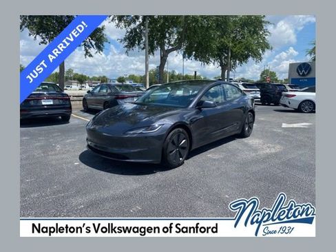 Used 2024 Tesla Model 3 Standard Range RWD image 1