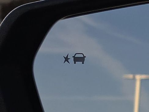 Certified 2024 Chevrolet Equinox LS w/ Driver Confidence II Package image 7