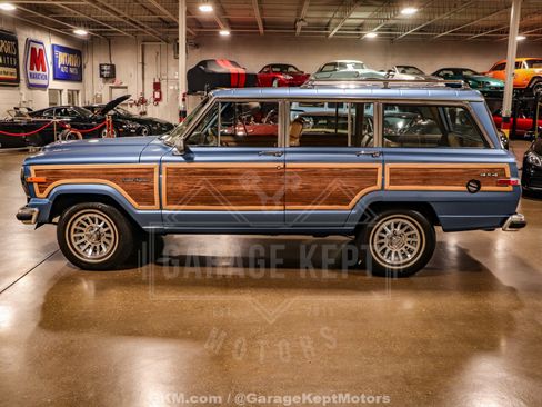 Used 1987 Jeep Grand Wagoneer AWD/4WD image 5