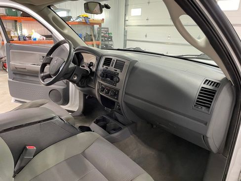 Used 2006 Dodge Dakota SLT image 21