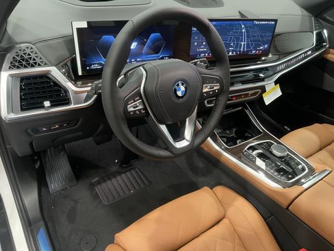 New 2026 BMW X5 xDrive50e w/ Climate Comfort Package image 7