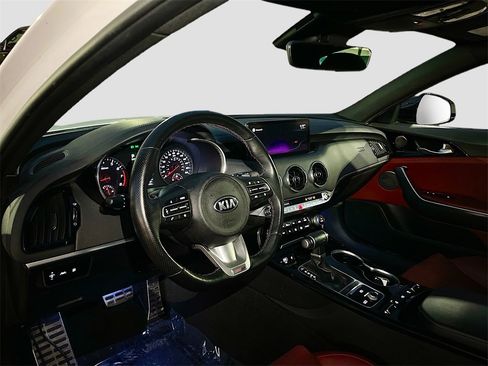 Used 2022 Kia Stinger GT-Line w/ Sun & Sound Package image 9