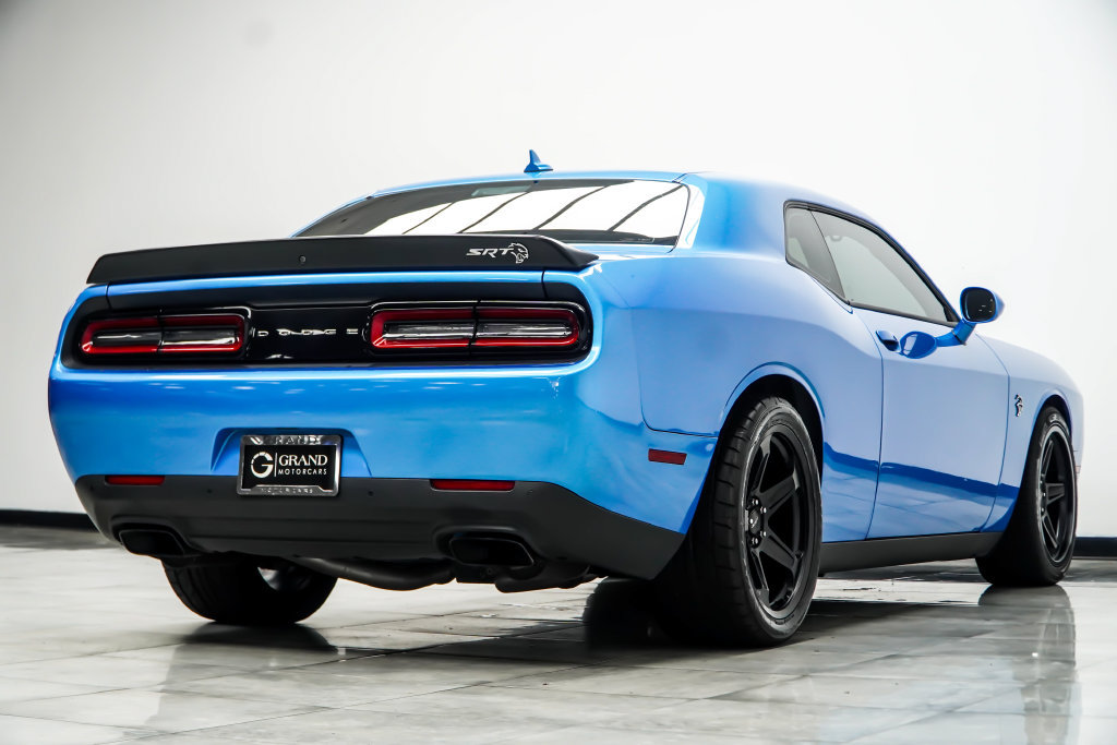 Used 2023 Dodge Challenger SRT Hellcat RWD image 16
