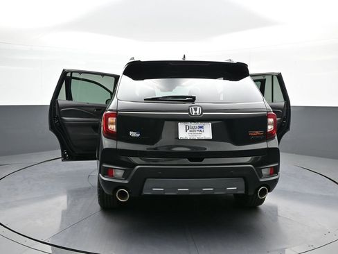Certified 2022 Honda Passport TrailSport image 47