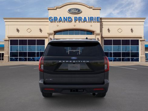 New 2026 Ford Expedition Active RWD image 34