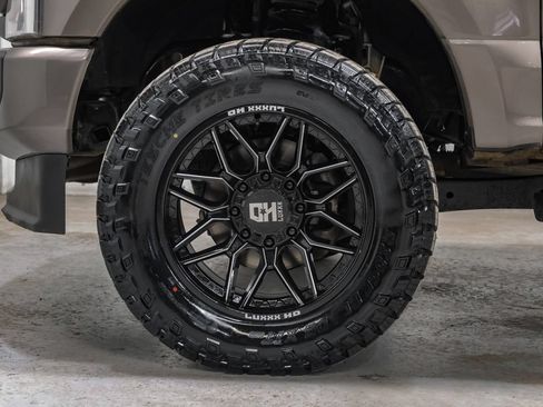 Used 2020 Ford F250 Lariat w/ Lariat Value Package AWD/4WD image 62