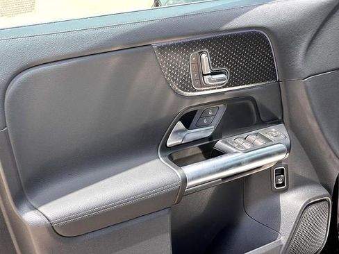 Certified 2025 Mercedes-Benz GLA 250 image 11