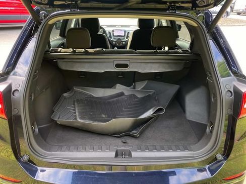 Used 2021 Chevrolet Equinox LT FWD image 30