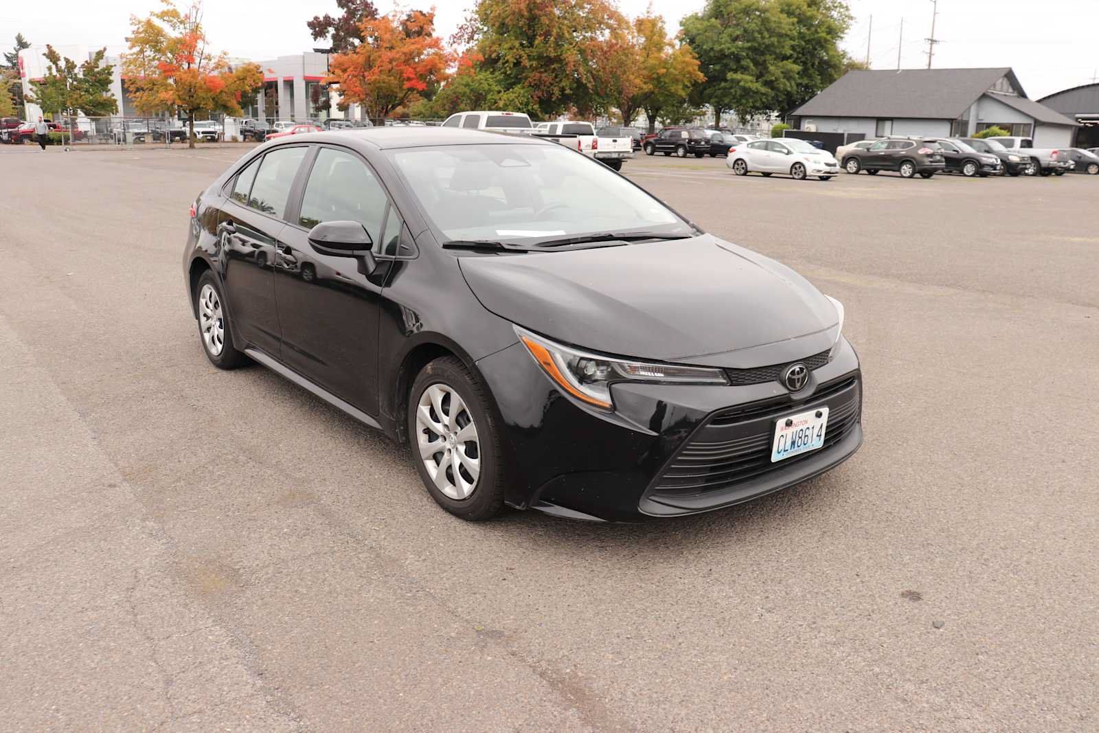 Used 2024 Toyota Corolla LE FWD image 3
