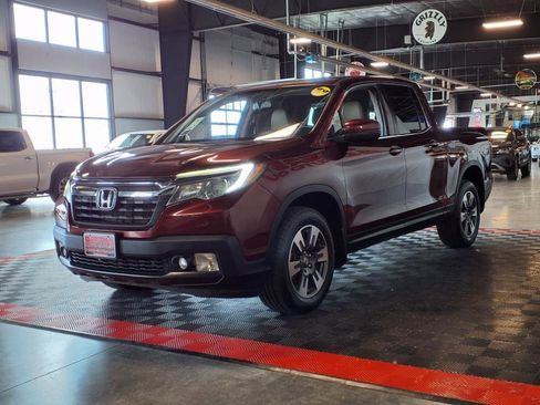 Used 2018 Honda Ridgeline RTL-T image 3