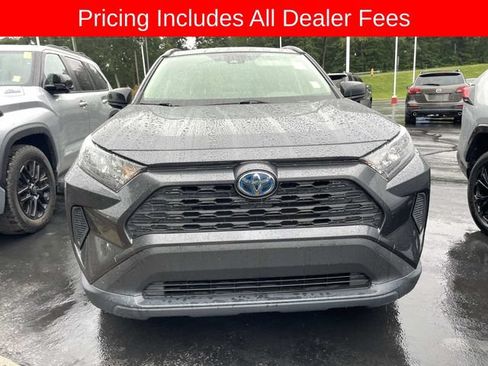 Used 2022 Toyota RAV4 LE AWD/4WD image 13