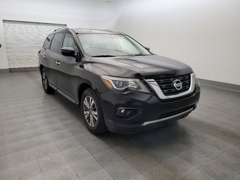 Used 2019 Nissan Pathfinder SV AWD/4WD image 13