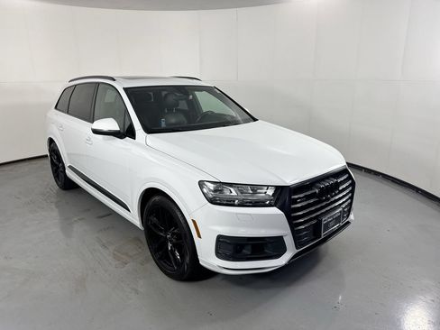 Used 2018 Audi Q7 3.0T Prestige w/ Prestige Package AWD/4WD image 33