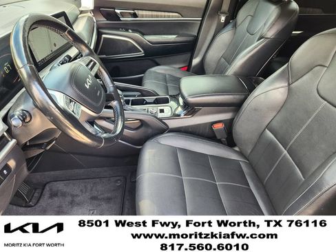 Used 2023 Kia Telluride EX w/ EX Captain's Chair Package AWD/4WD image 12