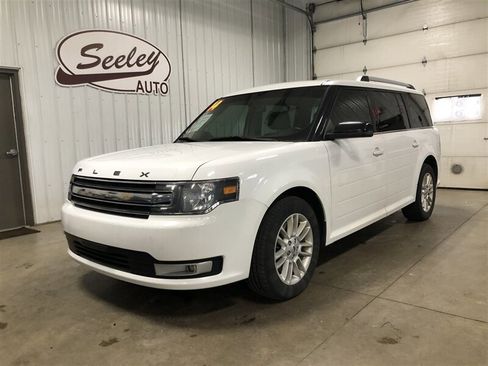 Used 2014 Ford Flex SEL w/ Equipment Group 202A image 2