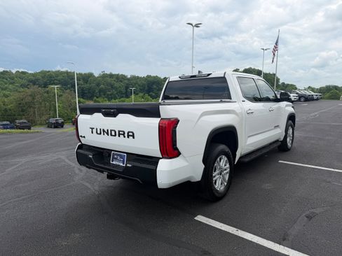 Used 2023 Toyota Tundra SR5 w/ SR5 Premium Package AWD/4WD image 6