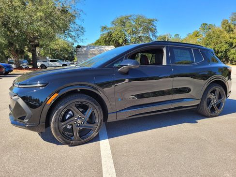 New 2026 Chevrolet Equinox EV RS image 1