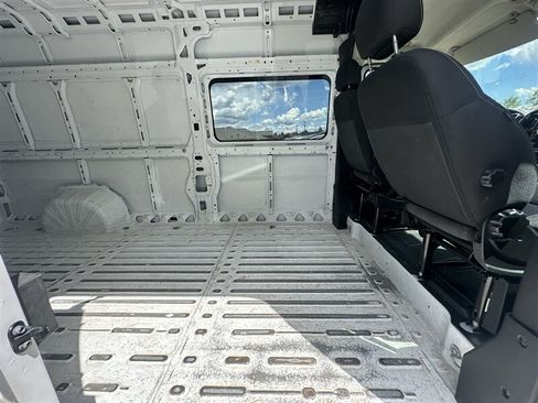 Used 2023 RAM ProMaster 3500 FWD image 36