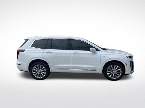 Used 2024 Cadillac XT6 Premium Luxury w/ Technology Package AWD/4WD image 12