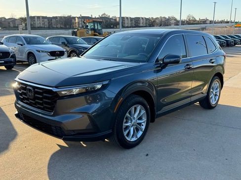 Used 2024 Honda CR-V EX image 3