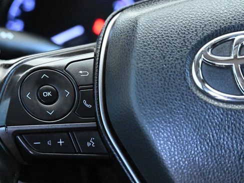 Used 2022 Toyota Camry SE w/ Carpet Mat Package (TMS) FWD image 13
