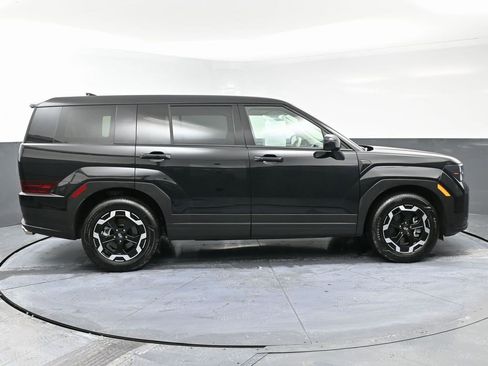 Used 2025 Hyundai Santa Fe SE image 8