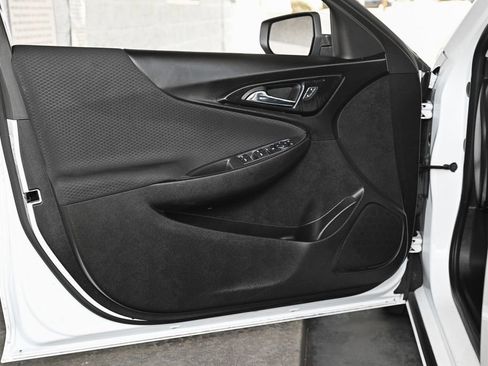 Used 2023 Chevrolet Malibu LT FWD image 21