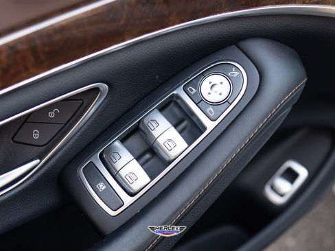 Used 2016 Mercedes-Benz S 550 4MATIC Sedan image 43