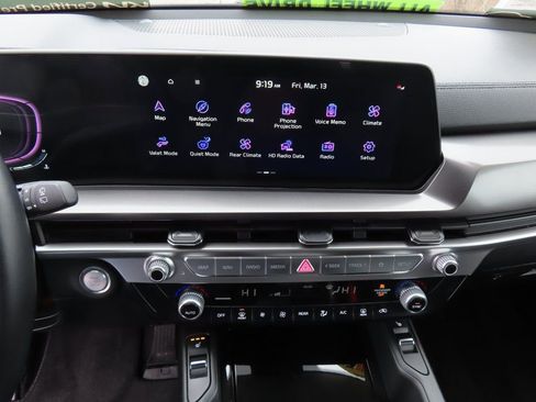 Certified 2024 Kia Telluride S w/ S Sunroof Package image 19