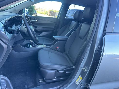 Used 2025 Buick Encore GX Preferred image 36