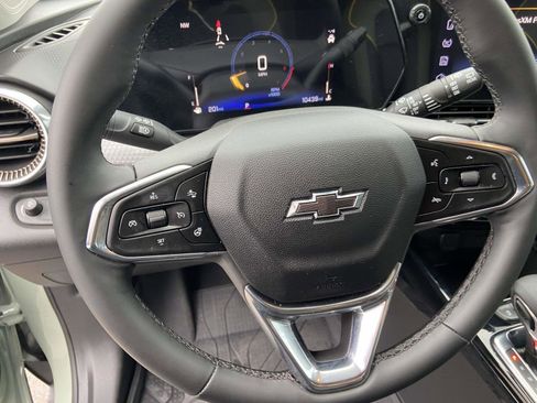 Certified 2025 Chevrolet Trax ACTIV w/ Driver Confidence Package image 11