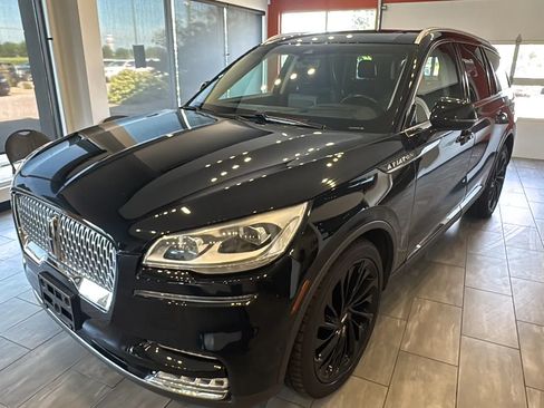 Used 2020 Lincoln Aviator Reserve w/ Equipment Group 202A AWD/4WD image 4