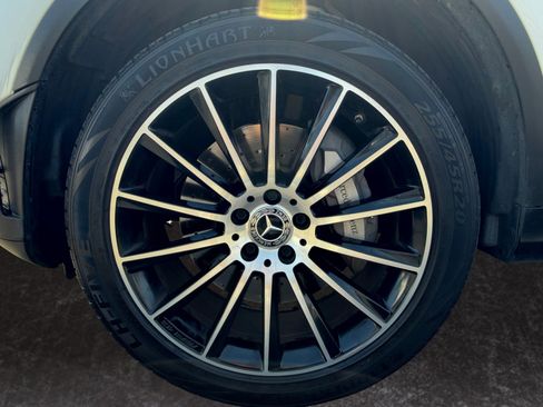 Used 2020 Mercedes-Benz GLC 300 image 14