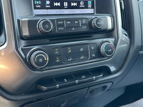 Used 2019 Chevrolet Silverado 1500 LT AWD/4WD image 15