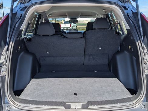 Used 2025 Honda CR-V LX image 9