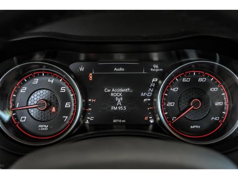 Used 2022 Dodge Charger SXT AWD/4WD image 15